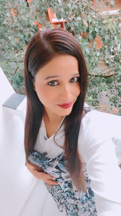 Call Girls service in Delhi Cantt