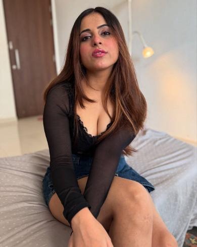 Call Girls in Delhi Cantt