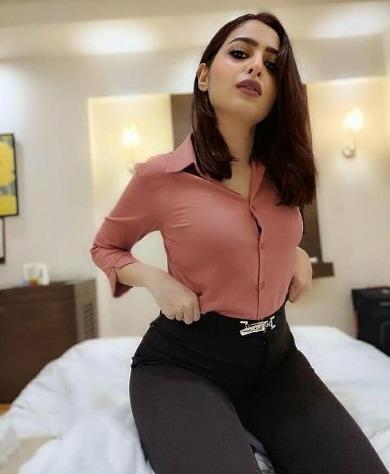 Call Girls in Delhi Cantt