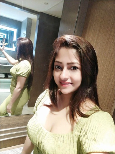 Call Girls in Delhi Cantt